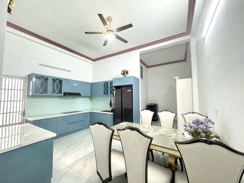 Bán biệt thự sân vườn Linh Đông 200m² – hẻm ô tô 5m – gần Vành đai 2 – giá chỉ 12.2 tỷ, dòng tiền - Ảnh 2